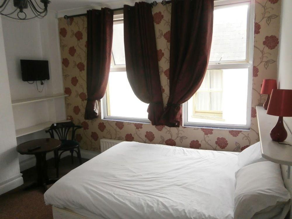 Отель Windsor House Корк Экстерьер фото